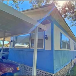 1302 Breezy Dr.